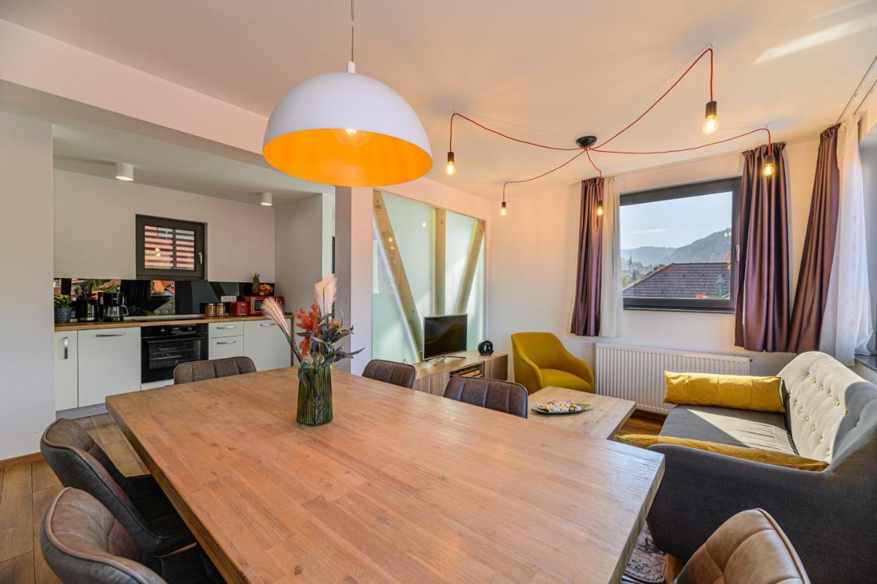 Sun Villas Accommodation Braşov Eksteriør bilde