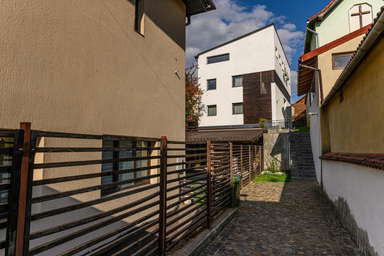 Sun Villas Accommodation Braşov Eksteriør bilde