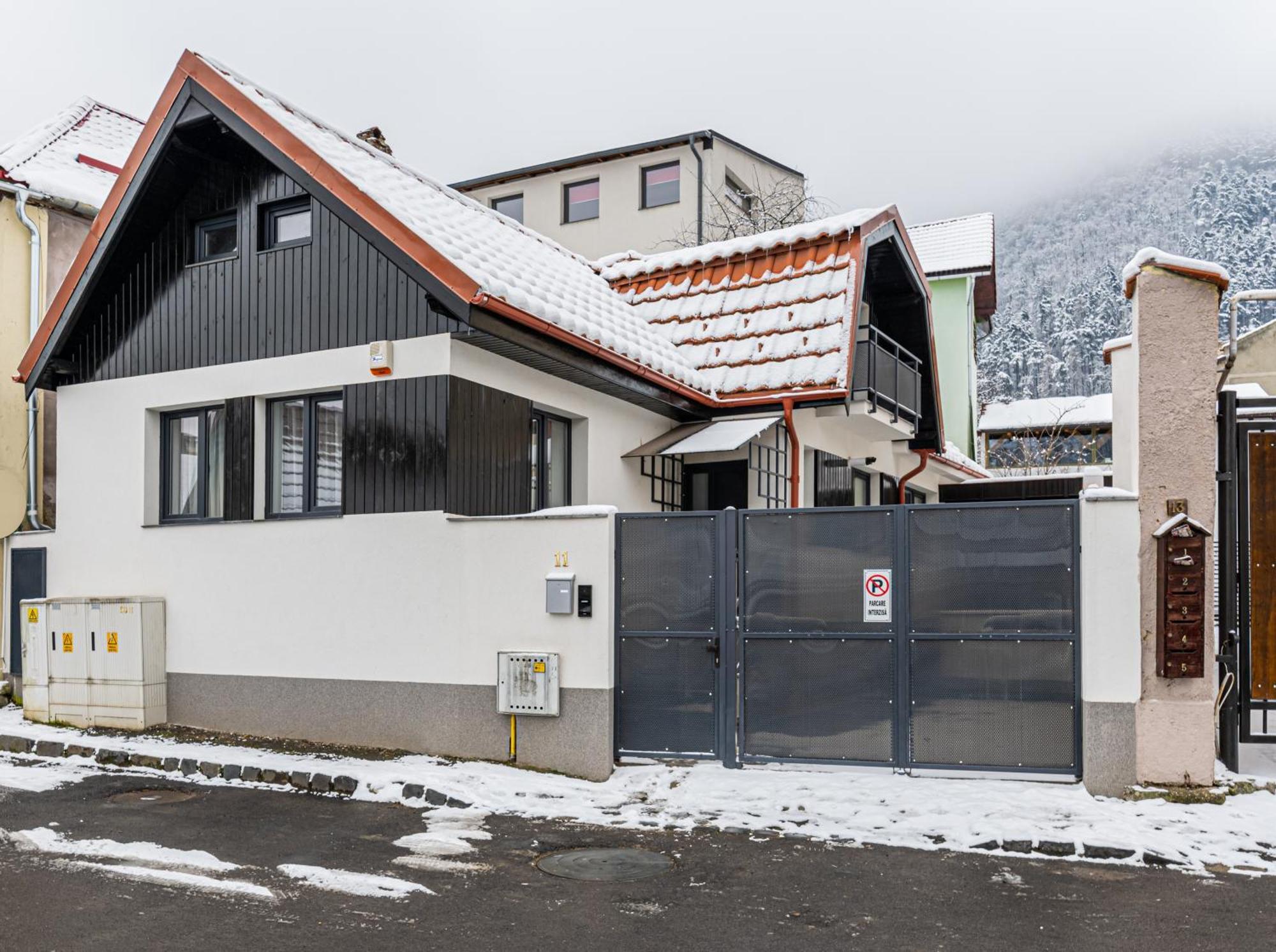 Sun Villas Accommodation Braşov Eksteriør bilde